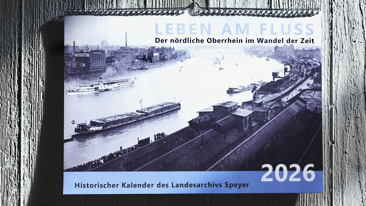 Kalender Mit Abbildungen des nördlichen Oberrheins