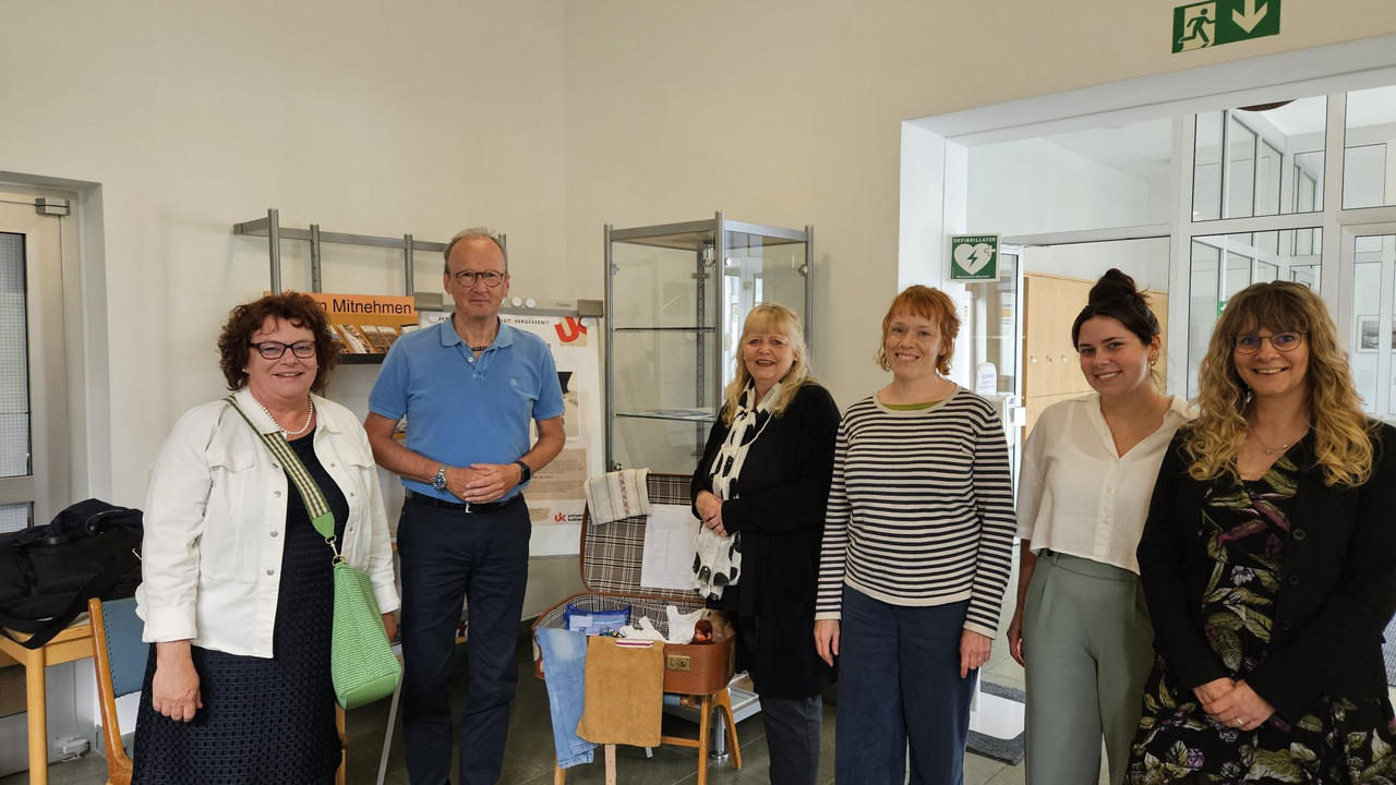 Gruppenbild. Die stellv. Leiterin der LAV und die Referentinnen der Universität Koblenzdes